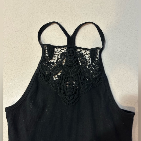 Hollister Black Ribbed Sleeveless Tank Top - Picture 4 of 4